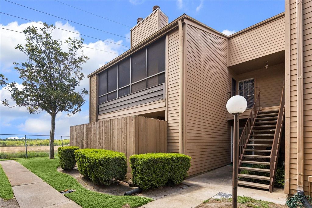 10555 Turtlewood Court 1905, Houston, TX 77072