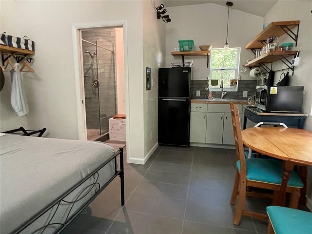 14977 SE COUNTY ROAD 2082, Hawthorne, FL 32640