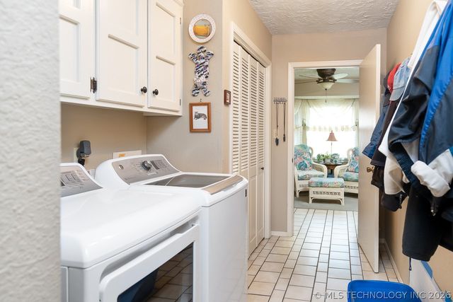 5911 E 100th Place, Tulsa, OK 74137