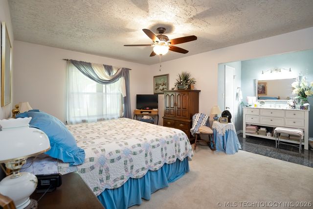 5911 E 100th Place, Tulsa, OK 74137