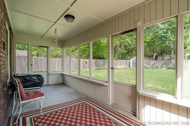 5911 E 100th Place, Tulsa, OK 74137