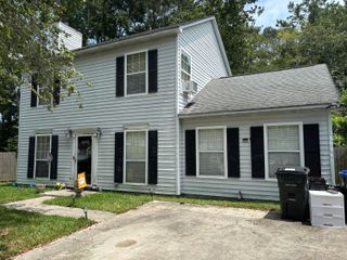 110 Nottingham Court, Summerville, SC 29485