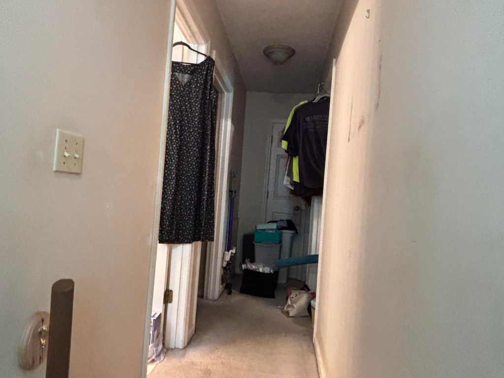 Image 9 of property listing at 110 Nottingham Court, Summerville, SC 29485
