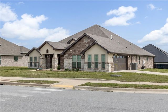 731 Cortland Street, Bentonville, AR 72712