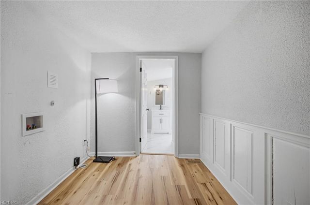 8916 London ST, Norfolk, VA 23503