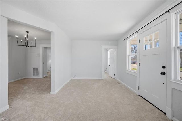 8916 London ST, Norfolk, VA 23503