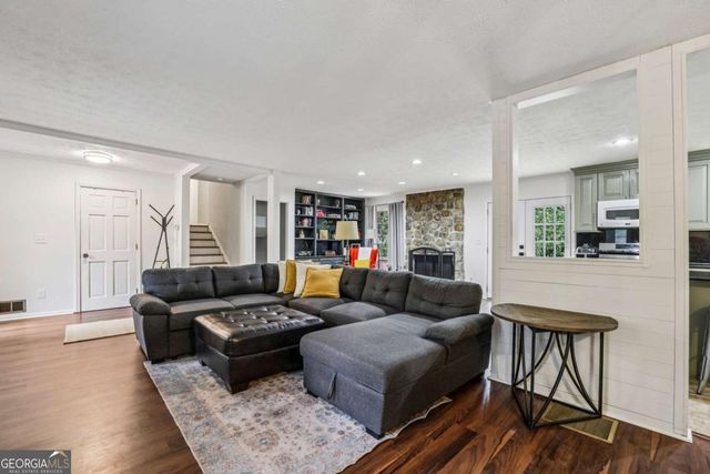 4641 Brunning Court, Dunwoody, GA 30338