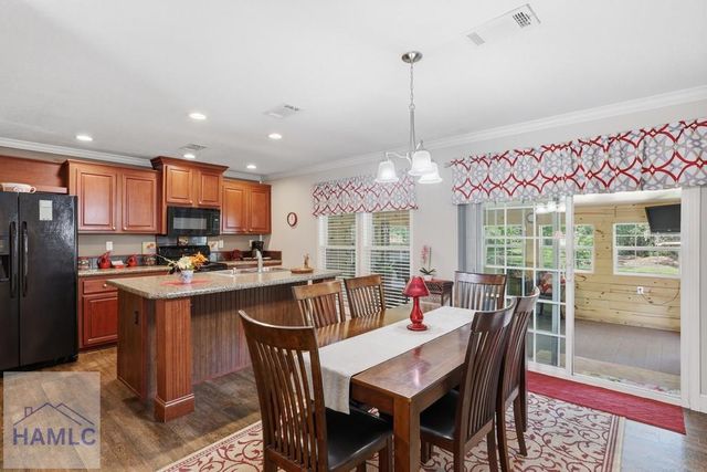 198 2nd Street, Midway, GA 31320