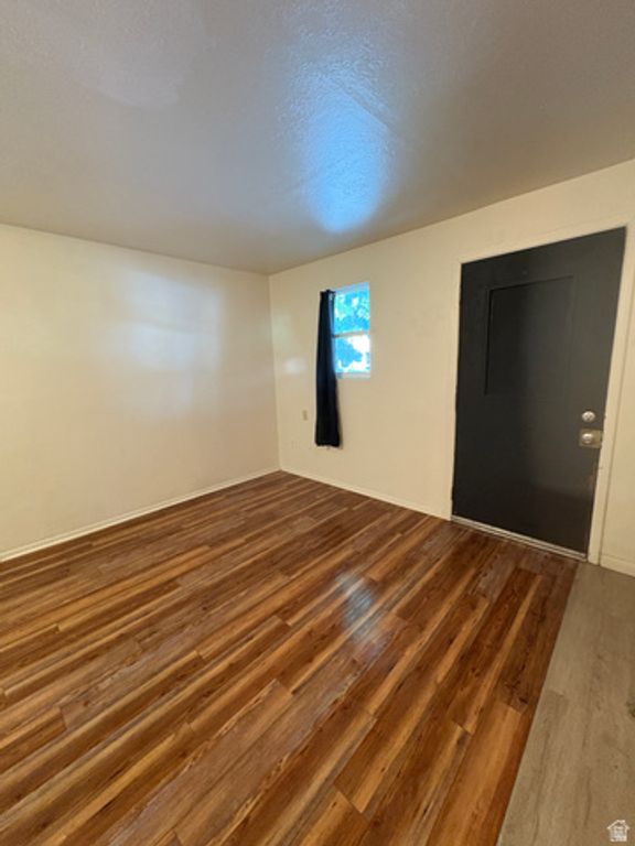 Image 7 of property listing at 3030 PORTER AVE, Ogden, UT 84403