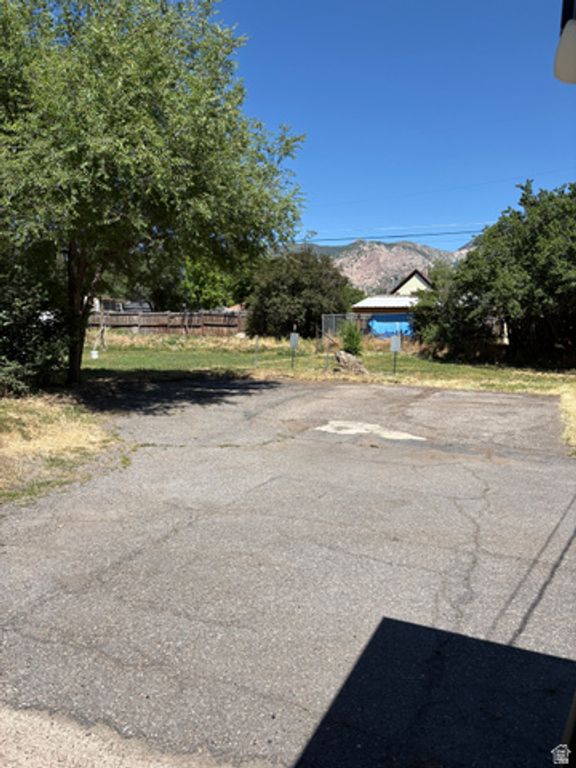 Image 72 of property listing at 3030 PORTER AVE, Ogden, UT 84403