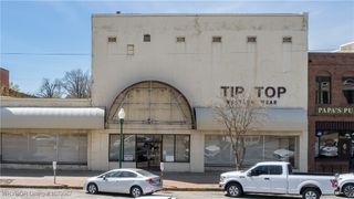 518 Garrison Avenue, Fort Smith, AR 72901