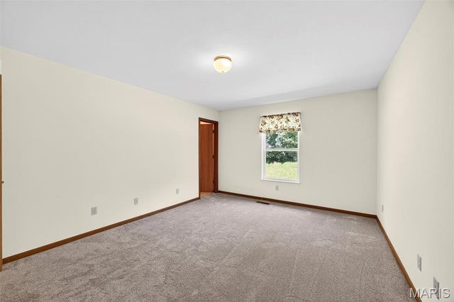 1310 Sleepy Hollow Drive, Troy, MO 63379