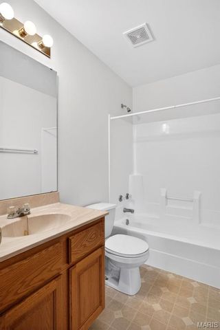 1310 Sleepy Hollow Drive, Troy, MO 63379