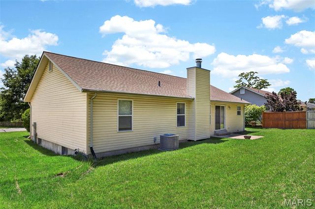 1310 Sleepy Hollow Drive, Troy, MO 63379