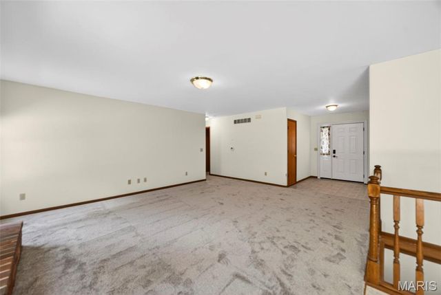1310 Sleepy Hollow Drive, Troy, MO 63379
