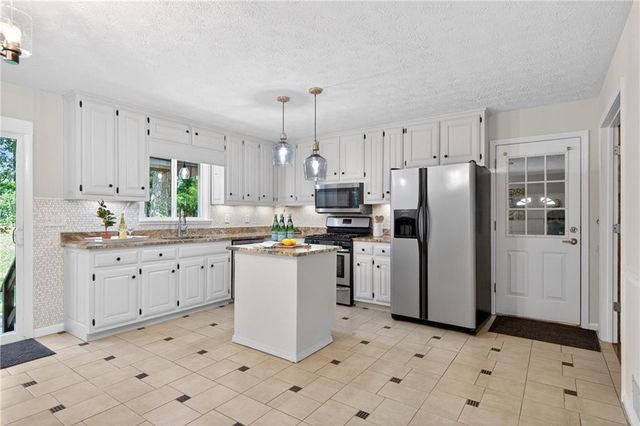 1265 Bennett Drive, Cumming, GA 30040