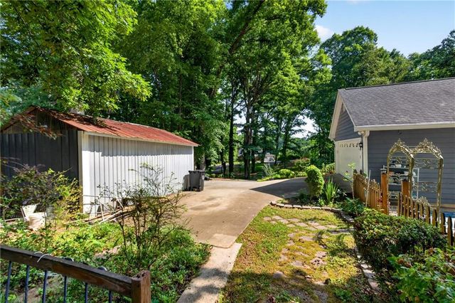 1265 Bennett Drive, Cumming, GA 30040