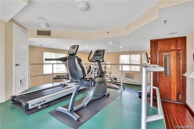 14 Nosband Avenue 1A, White Plains, NY 10605
