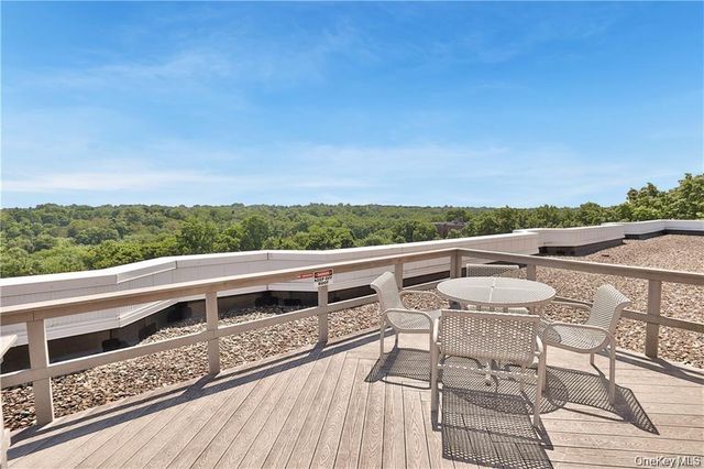 14 Nosband Avenue 1A, White Plains, NY 10605