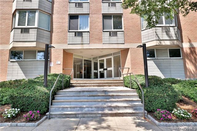 14 Nosband Avenue 1A, White Plains, NY 10605