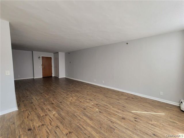 14 Nosband Avenue 1A, White Plains, NY 10605