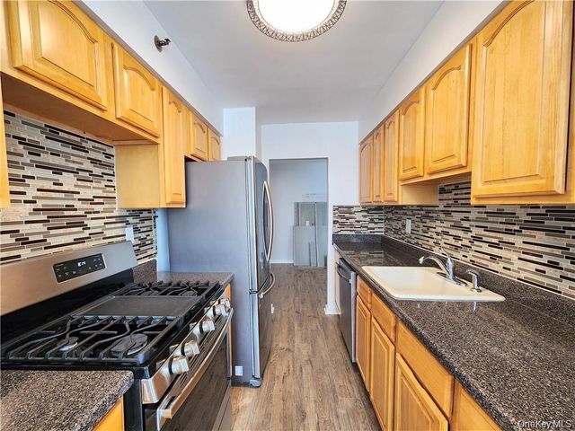 14 Nosband Avenue 1A, White Plains, NY 10605