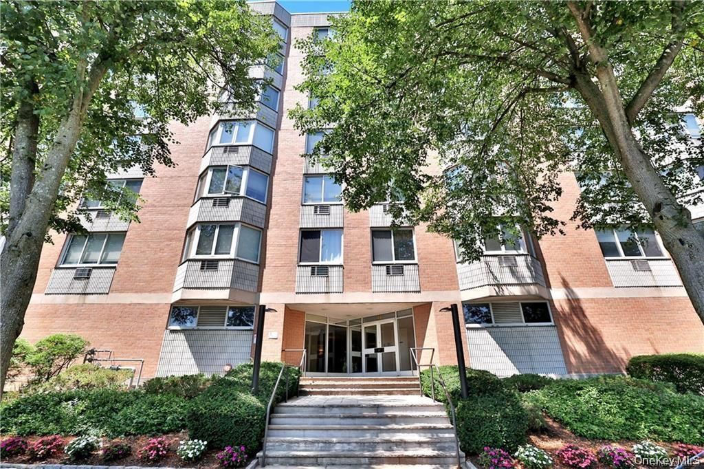 14 Nosband Avenue 1A, White Plains, NY 10605