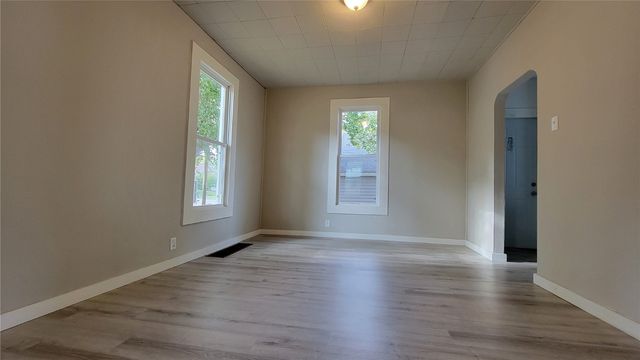 1020 A Avenue NW, Cedar Rapids, IA 52405