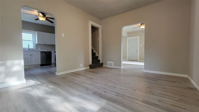 1020 A Avenue NW, Cedar Rapids, IA 52405