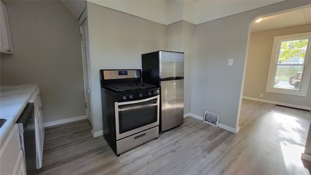 1020 A Avenue NW, Cedar Rapids, IA 52405