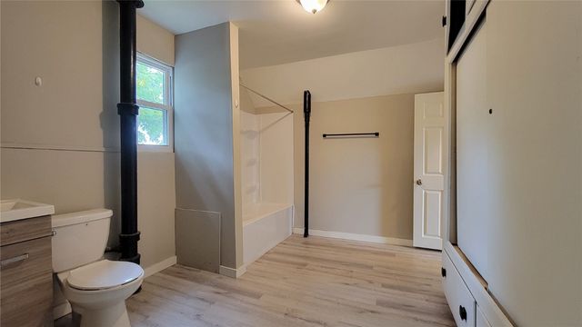 1020 A Avenue NW, Cedar Rapids, IA 52405