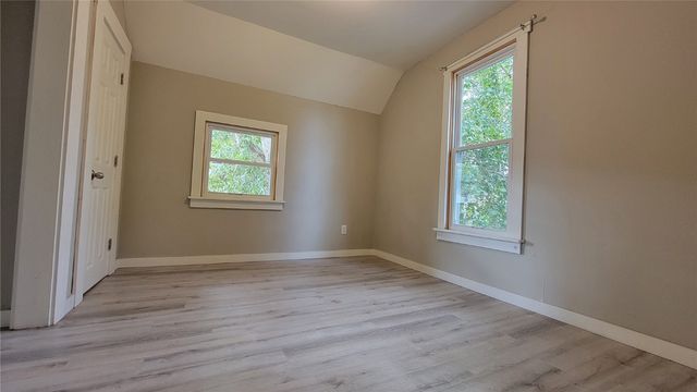 1020 A Avenue NW, Cedar Rapids, IA 52405