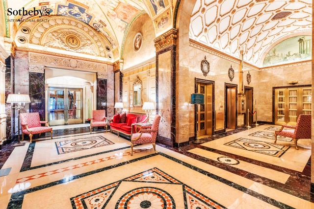 781 5th Ave Apt 615, New York City, NY 10022