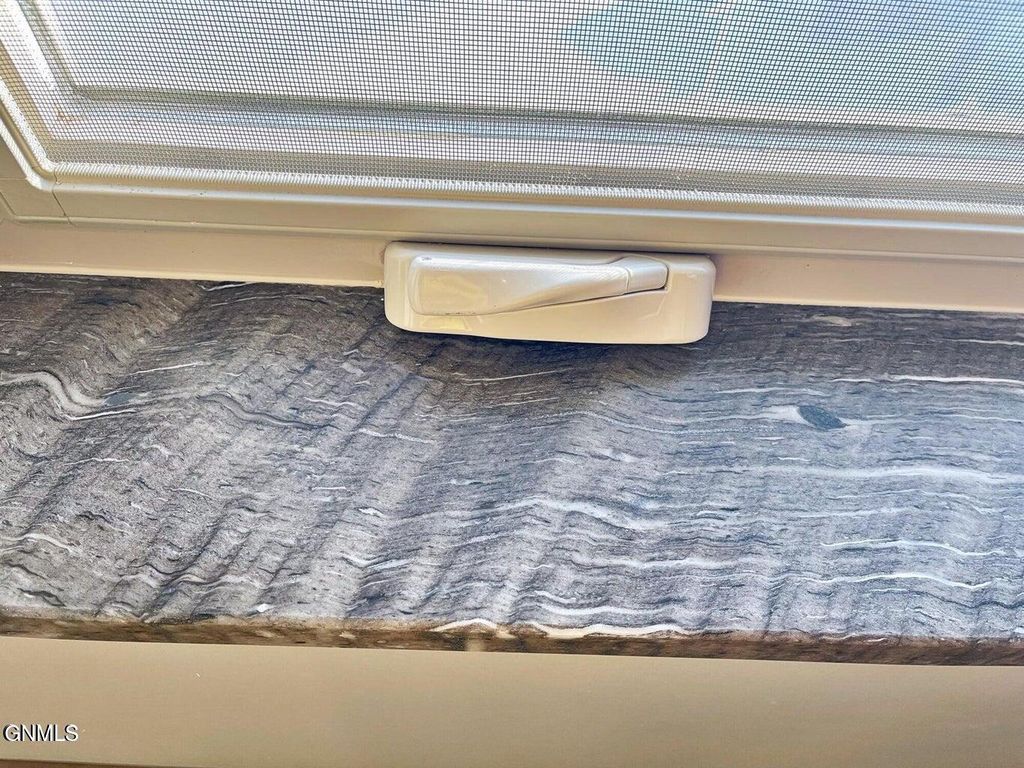 14044 48th Street NW, Williston, ND 58801 photo 38