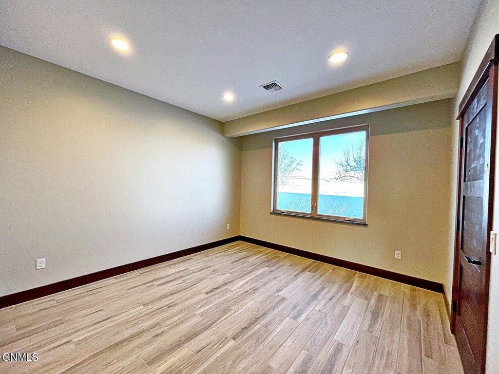 14044 48th Street NW, Williston, ND 58801 photo 69