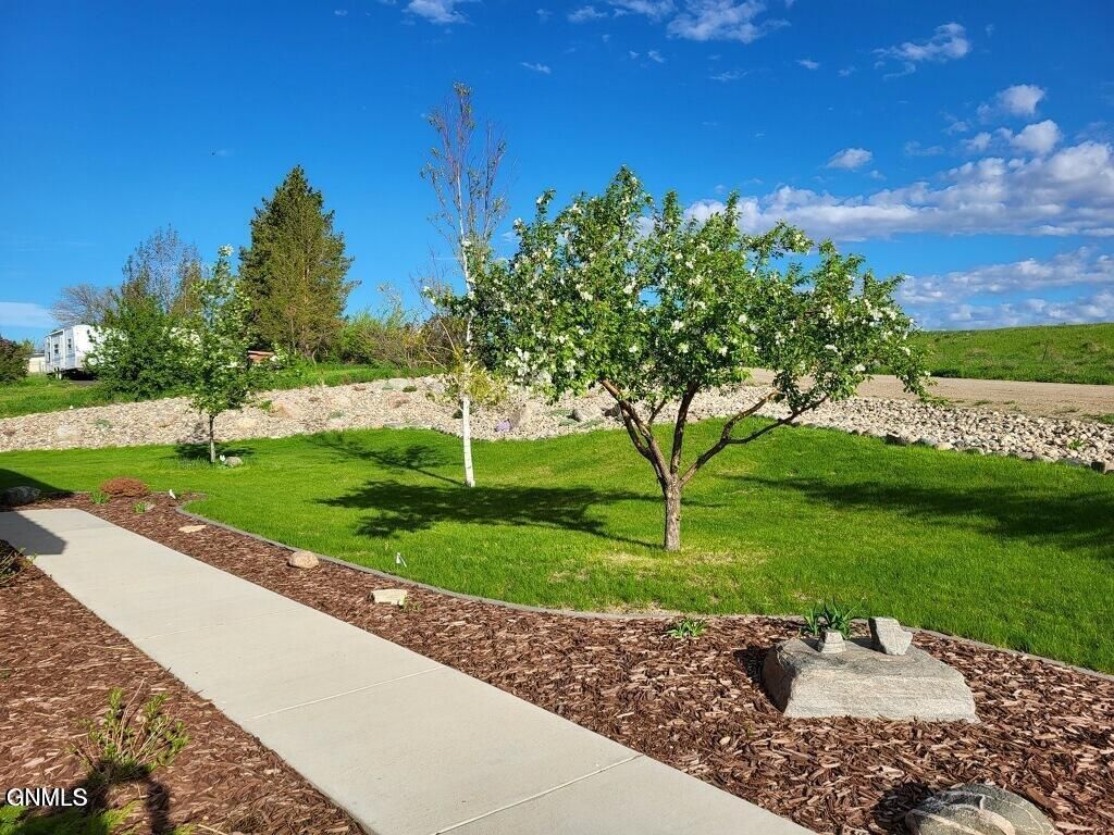 14044 48th Street NW, Williston, ND 58801 photo 85