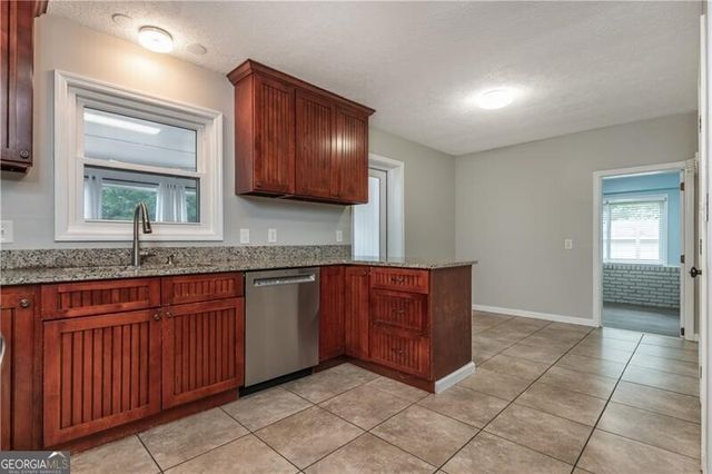 1440 Kennesaw Due West Road NW, Kennesaw, GA 30152