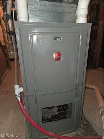 159 Piccadilly Street, Campbell, OH 44405