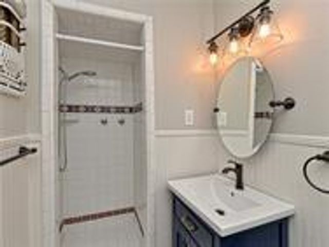 1218 Bickler RD, Austin, TX 78704