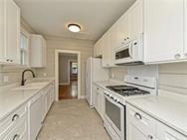 1218 Bickler RD, Austin, TX 78704