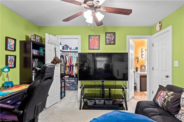 4721 Whisper Oak Drive, Trinity, NC 27370