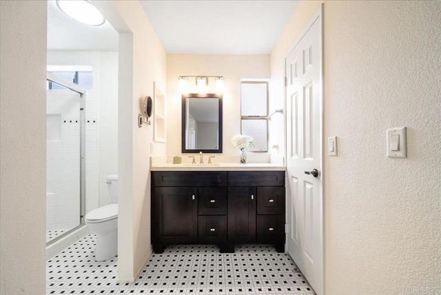 1320 Palomar Place, Vista, CA 92084
