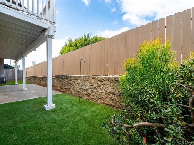 1320 Palomar Place, Vista, CA 92084