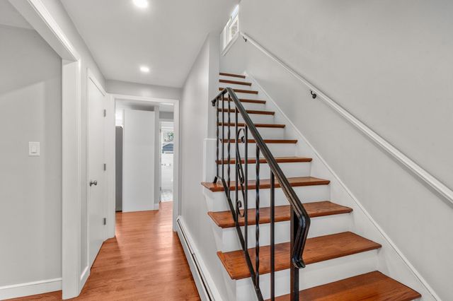 54 Furnace Brook Pkwy, Quincy, MA 02169