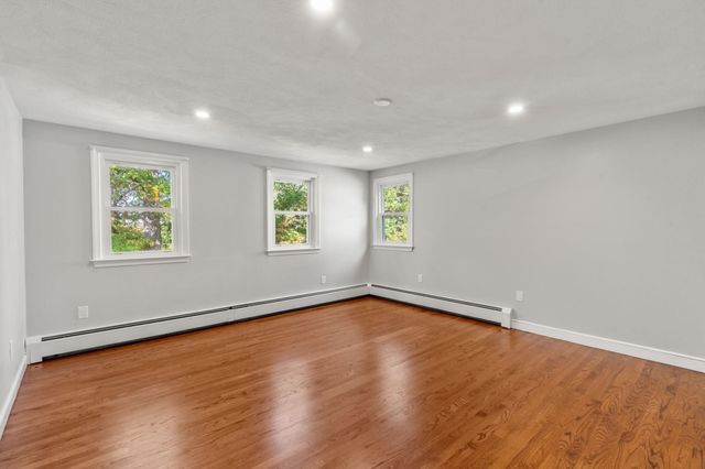 54 Furnace Brook Pkwy, Quincy, MA 02169