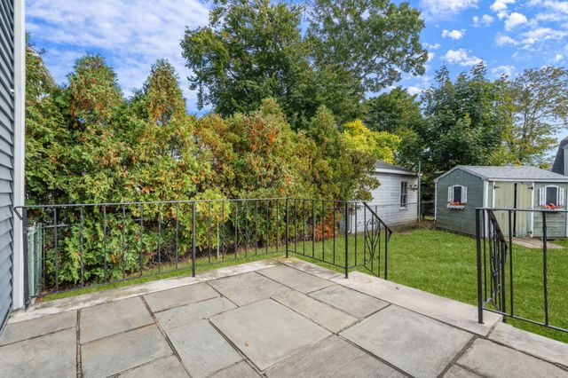 54 Furnace Brook Pkwy, Quincy, MA 02169
