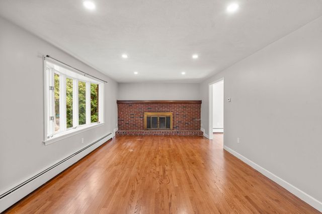 54 Furnace Brook Pkwy, Quincy, MA 02169