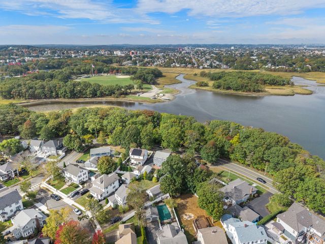 54 Furnace Brook Pkwy, Quincy, MA 02169