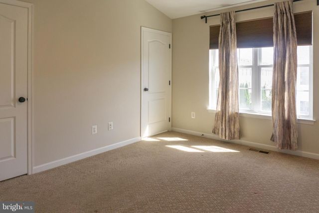 42829 PAMPLIN TER, Chantilly, VA 20152