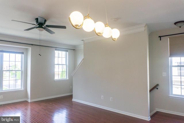 42829 PAMPLIN TER, Chantilly, VA 20152